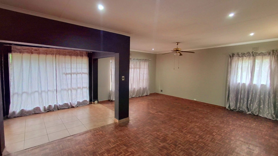 3 Bedroom Property for Sale in Roodia Free State